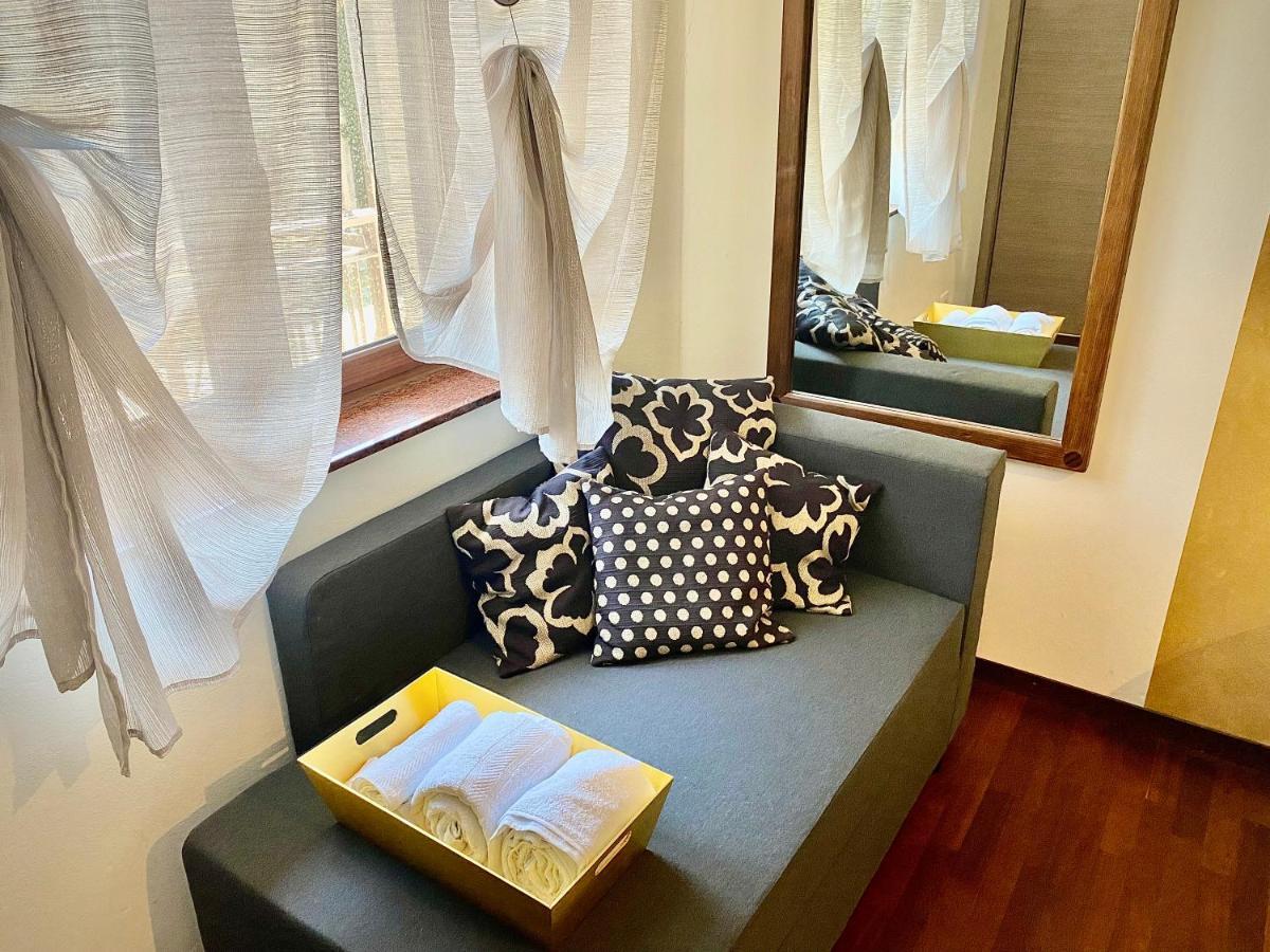 Golden Suite Marta Malpensa Milano-Laghi Busto Arsizio Bagian luar foto